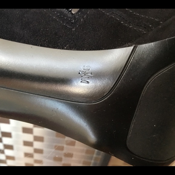 Nine West Suede Bootie Heels - Picture 6 of 7